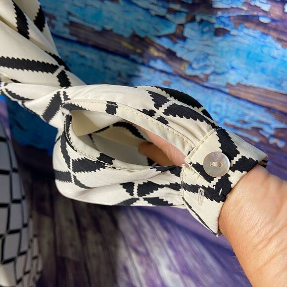 JustFab dress large wheat and black geometric dres - Picture 10 of 11